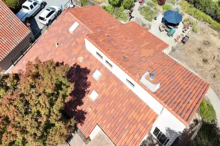 Clay tile roof repair and cleaning services