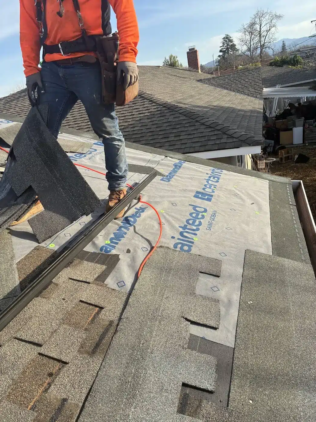 New Presidential-style designer shingles installed over synthetic underlayment during San Jose roof repair